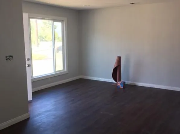 25181 Van Leuven St, Loma Linda, CA 92354