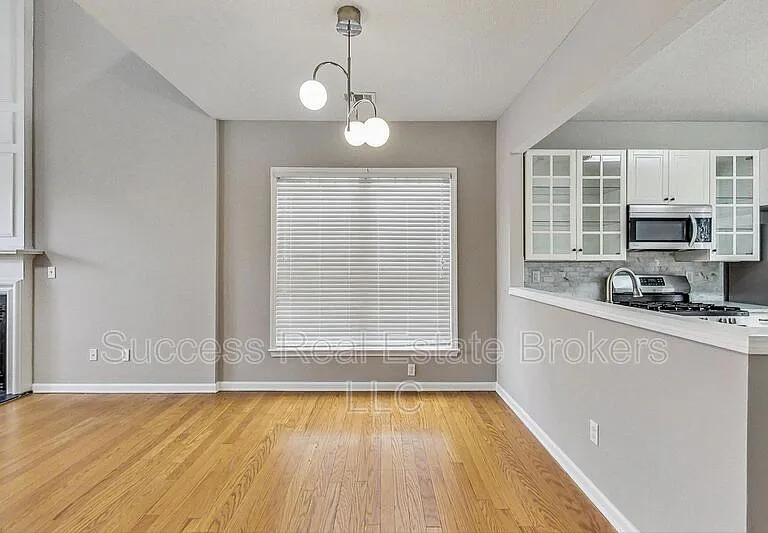 1645 Heyford Cir NW — Photo 16