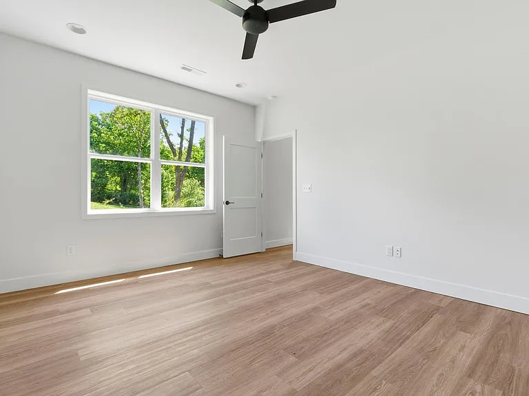 4423 S Reed Ave — Photo 41