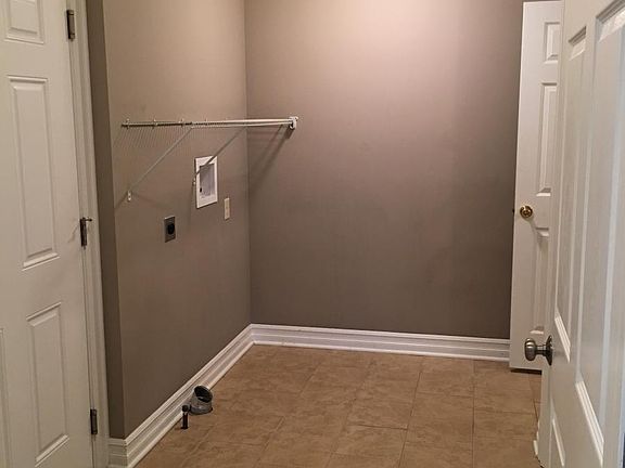 3rd image of 4018 Walden Ave #B