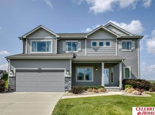 7916 S 187th St, Gretna, NE 68028