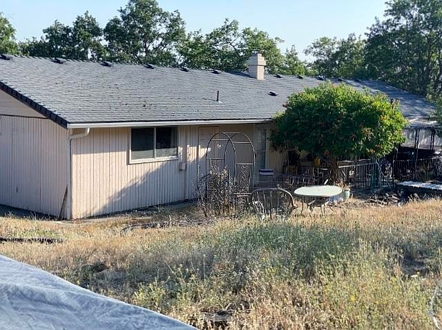 1st image of 761 Vista Park Dr