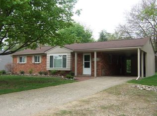 1926 Sherwood Rd, Sylvan Lake, MI 48320