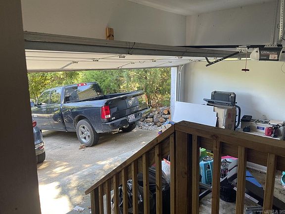 4th image of 36 Tawsee Dr