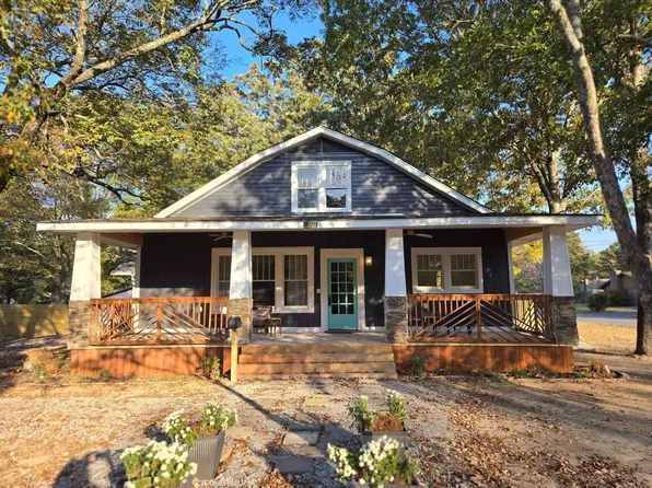 3125 S Linden St, Pine Bluff, AR 71603