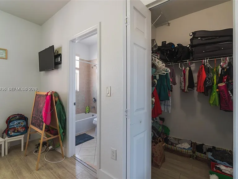 3065 SE 1st Dr #1 — Photo 29