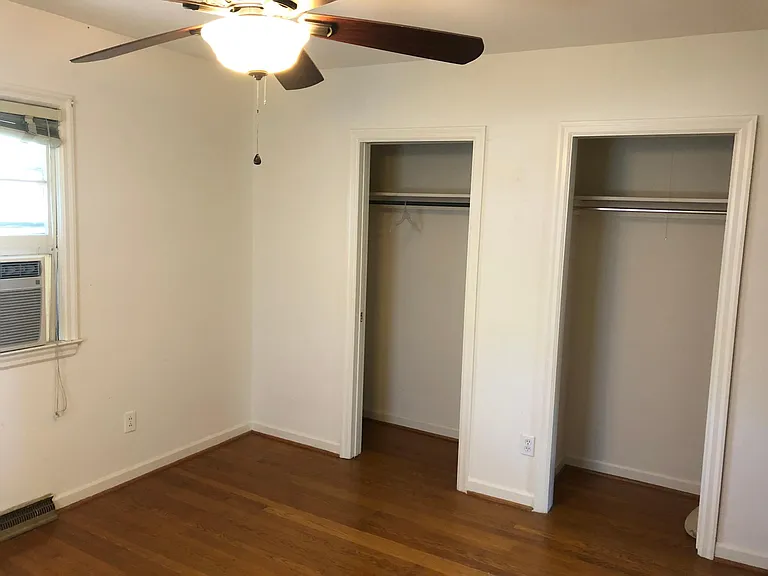 412 Oak St #1 — Photo 5
