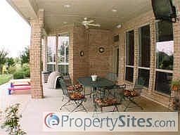 5th image of 113 Stoneleigh Dr