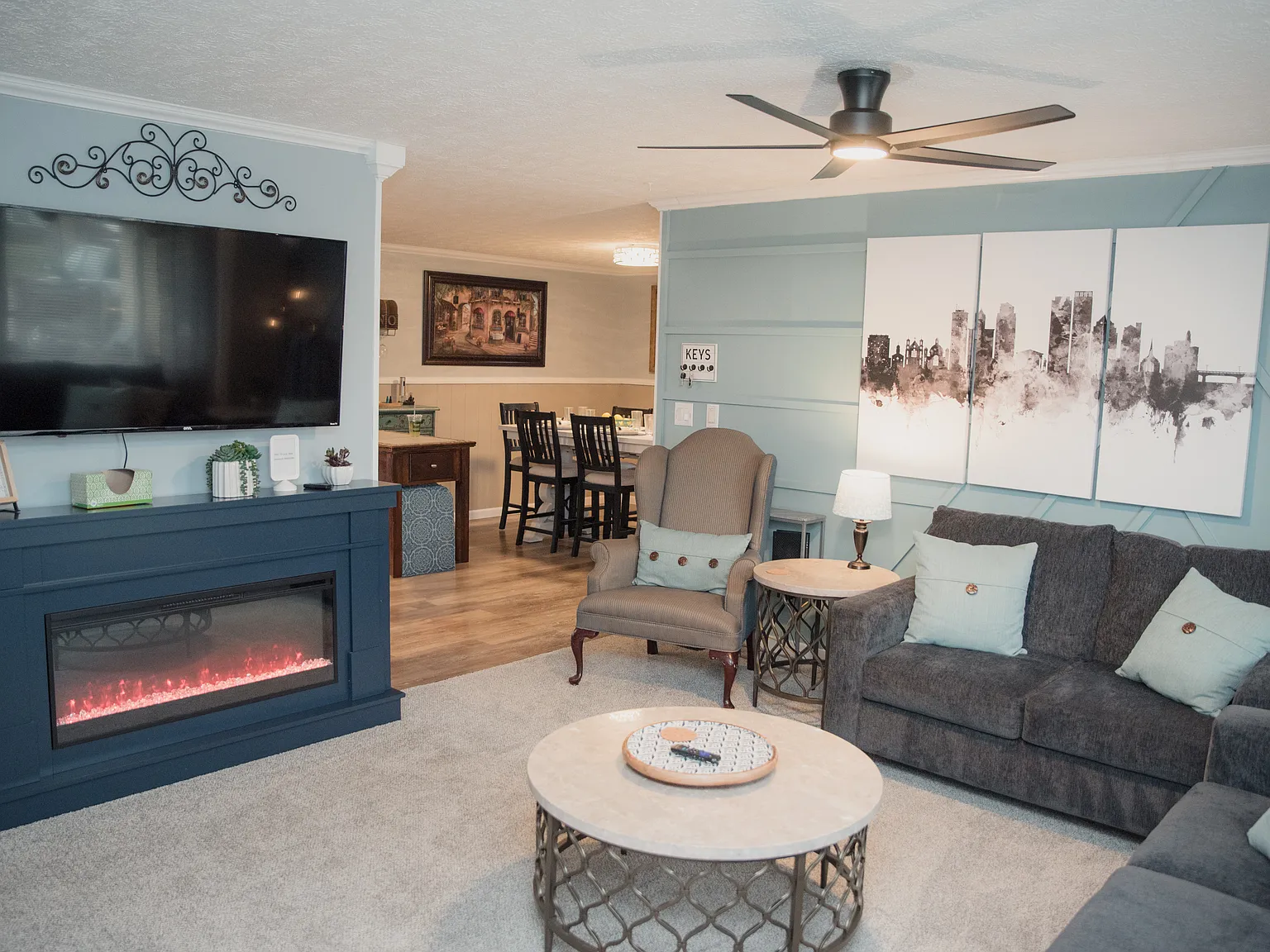 3 bed, 1170 sqft, $2,900 — Photo 2