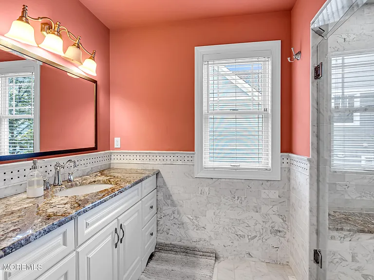 306 Ocean Park Ave — Photo 22