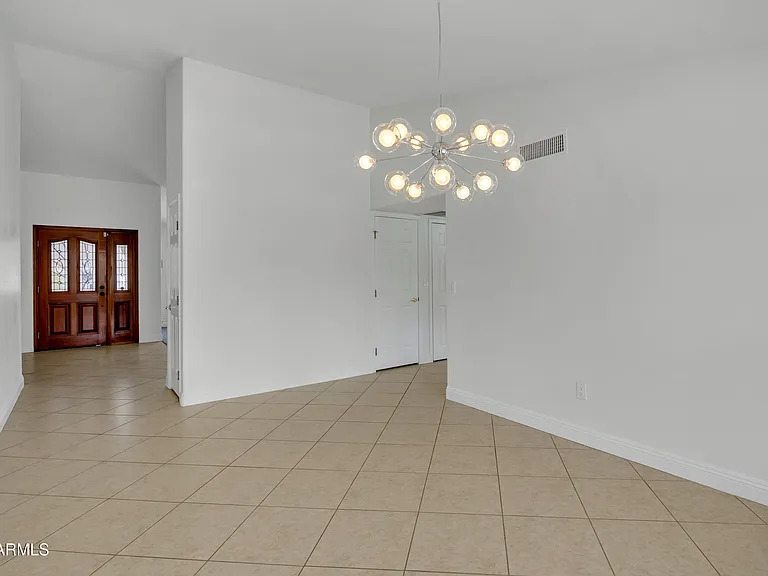 15834 N 58th Pl — Photo 8
