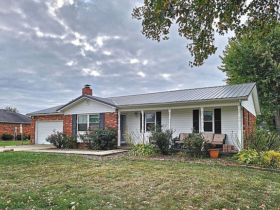 2nd image of 90 Porterbrook Ln