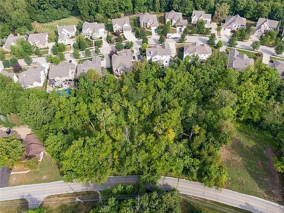 3rd image of 10810 Indian Lake Blvd S