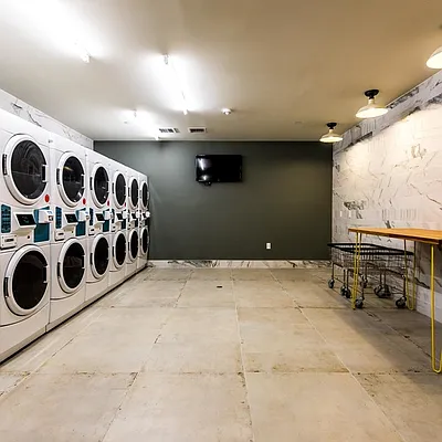 Rented by Nooklyn NYC LLC | media 83