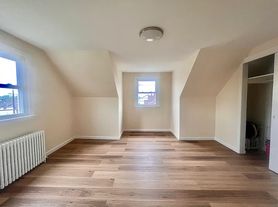 46 Leo Pl, Lodi, NJ