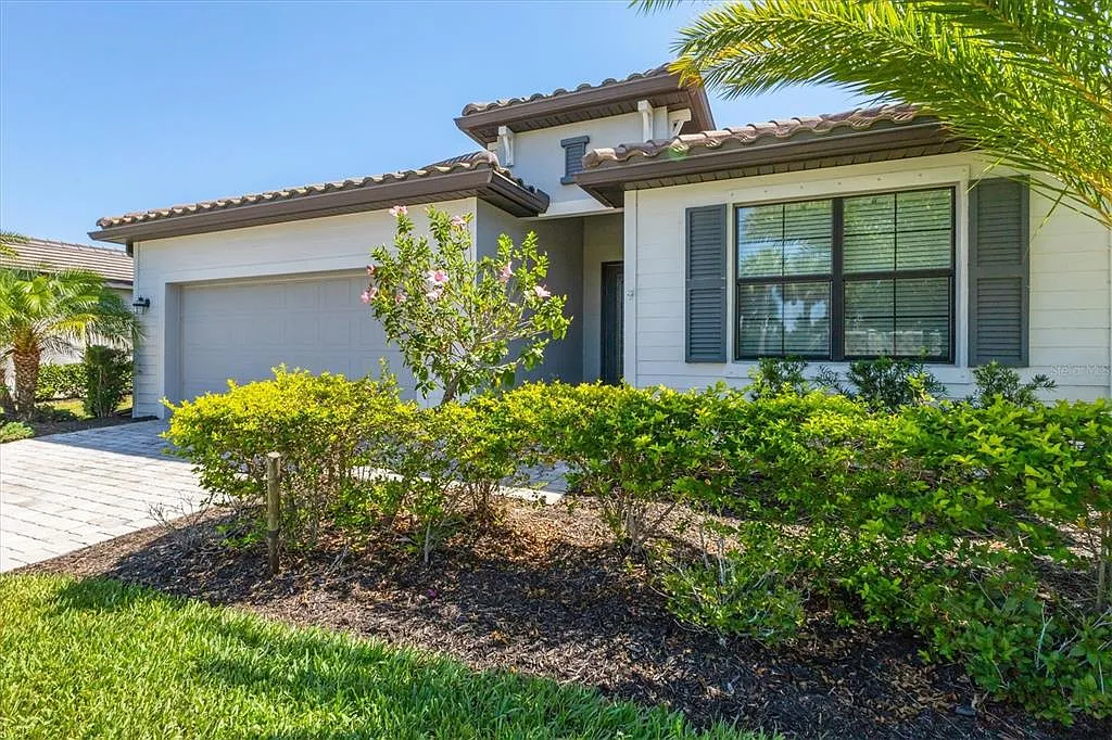 Building Photo - 17311 Blue Ridge Pl