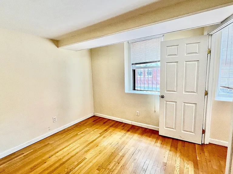 108 Myrtle St #A — Photo 8