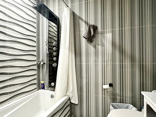 Rented by Arche Nest LLC | media 18