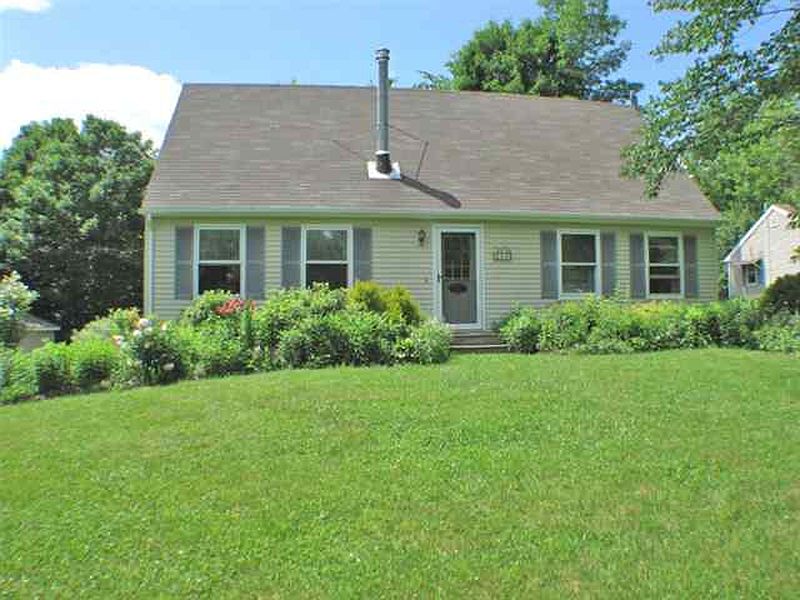 2nd image of 83 A SPICER HILL Road