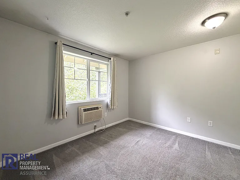 780 NW 185th Ave #305 — Photo 12