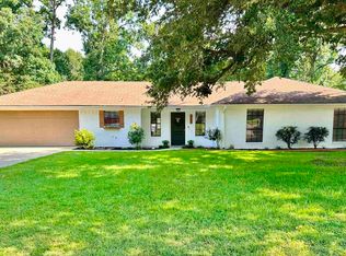 413 Woodway Ln, Longview, TX 75605