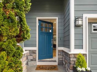 2150 NE Multnomah St, Portland, OR 97232