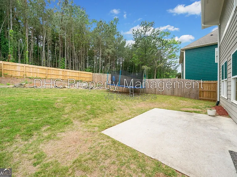 1765 Stoney Creek Dr SE — Photo 20