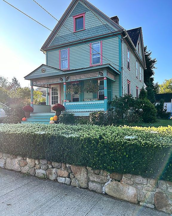 8 Alden Pl, Millbrook, NY 12545 Zillow