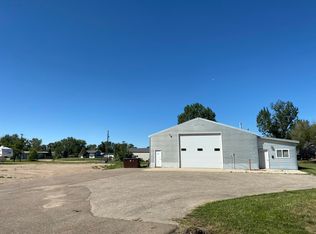 3805 4th Ave E, Williston, ND 58801