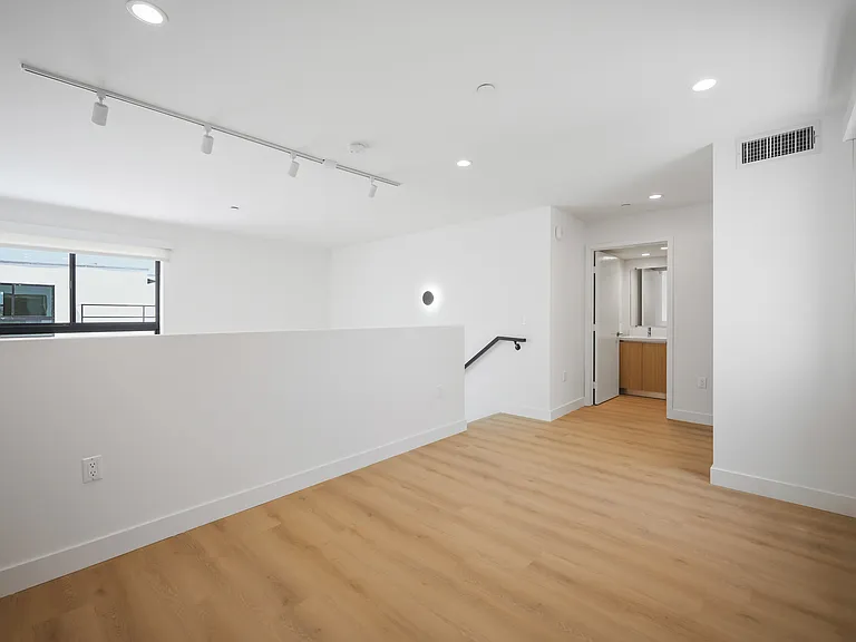 Hi Point Terrace by Wiseman — Photo 189