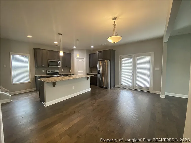 3028 N Kilchattan Dr — Photo 8