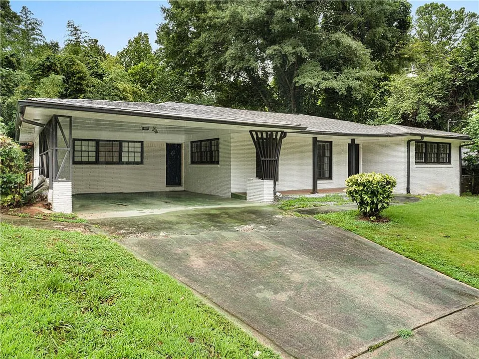 1685 Dunwoody Pl NE #TOP