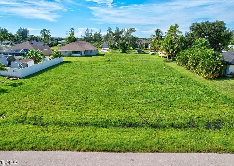 1st image of 1820 SW 10th Ter