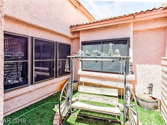 5th image of 626 Cervantes Dr