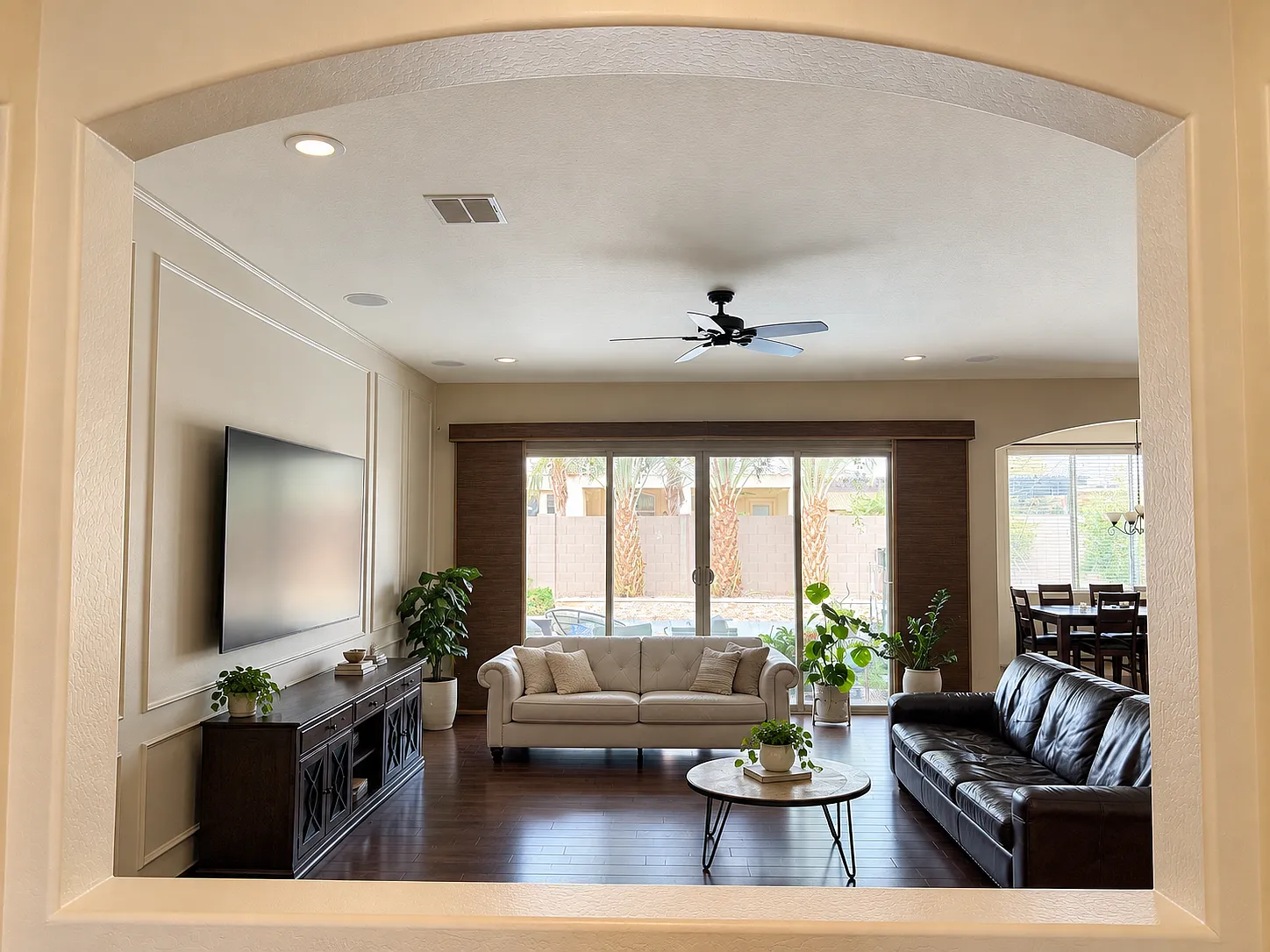 3 bed, 2534 sqft, $3,899 — Photo 4