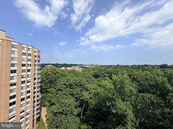 3rd image of 3001 Veazey Ter NW APT 1320