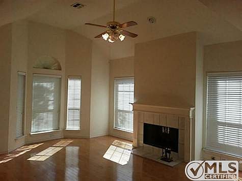 4th image of 6051 Willow Wood Ln