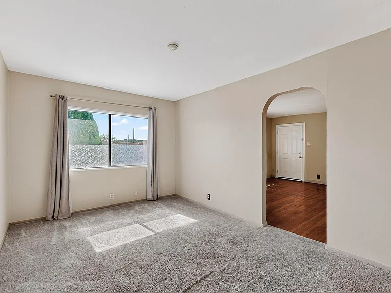 165 Hilton Ave NW — Photo 9
