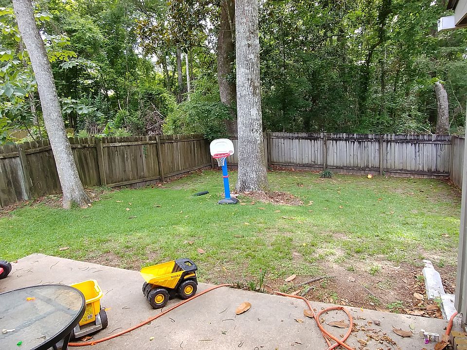 1st image of 2027 Gardenbrook Ln