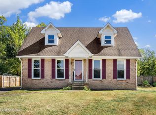 10413 Duke Ct, Fairdale, KY 40118