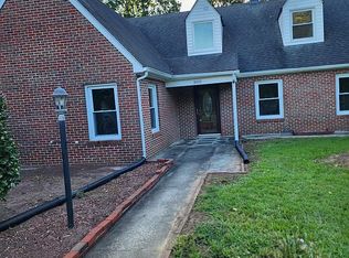 8000 Farmers Dr, West Point, VA 23181