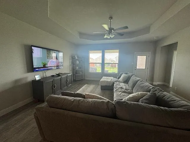 2025 Saint Andrews Way — Photo 7