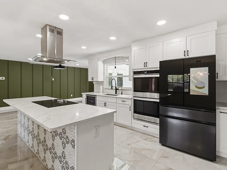 436 Eagle Creek Cir — Photo 4