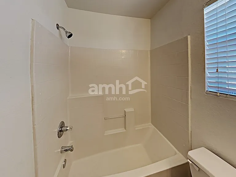 1310 S Red Rock St #A — Photo 14