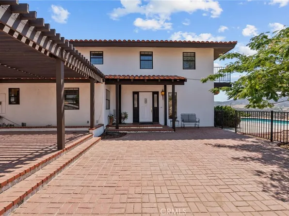 8525 Wildflower Ln, Agua Dulce, CA 91390