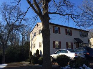 34 Exeter Ave, Edison, NJ 08817