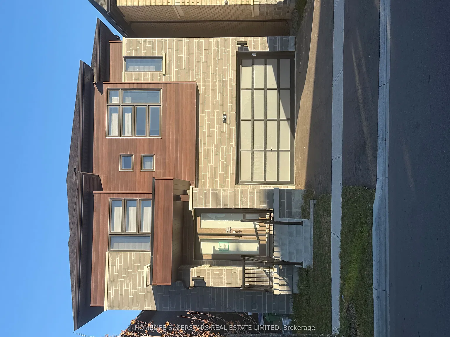 4 bed, $3,800 — Photo 1