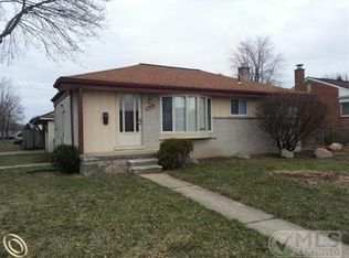 144 Radcliff St, Garden City, MI 48135