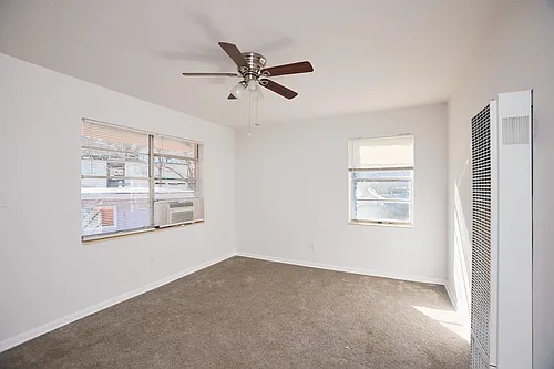 1171 Woodland Ave NE Photo 1