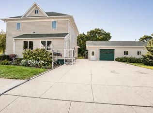 106 N Broadway St, Groton, SD 57445